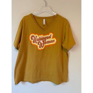 UNHINGED WOMAN Tee T Shirt Top Minocqua Brewing Company Plus Size 2X 2XL